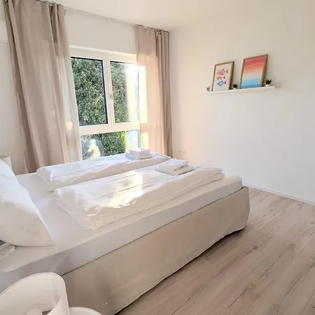 Liegeplatz 4 - Modern Und Maritim Apartment *